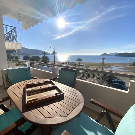 Mediterra Anavyssos Seaview * Agios Georgios (Attica)