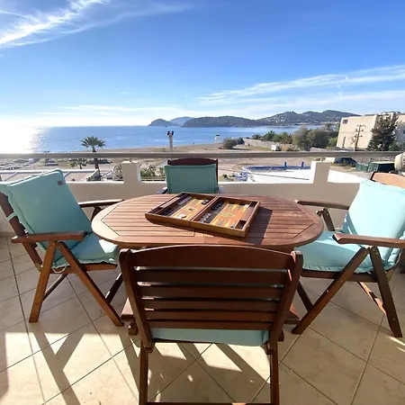 Mediterra Anavyssos Seaview Apartment *