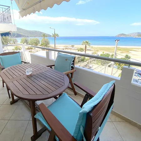 Mediterra Anavyssos Seaview Apartment *